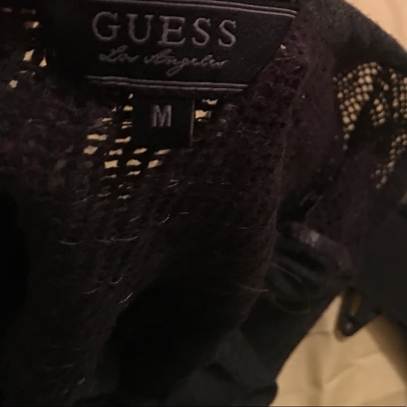 Guess top - Picture 3 of 3